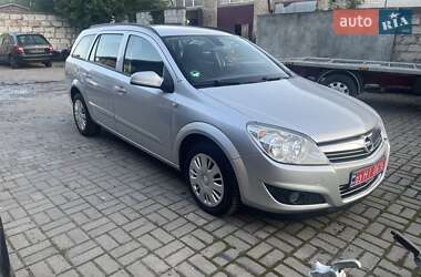 Универсал Opel Astra 2007 в Луцке