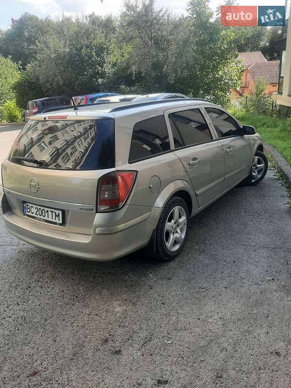 Универсал Opel Astra 2007 в Тернополе
