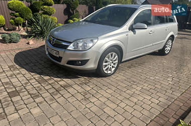 Універсал Opel Astra 2008 в Івано-Франківську