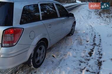 Универсал Opel Astra 2007 в 