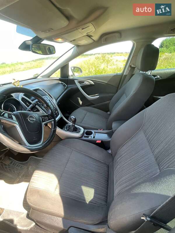 Универсал Opel Astra 2011 в Подрясном фото 9 Универсал Opel Astra 2011 в Подрясном