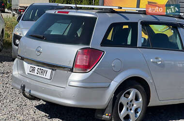 Универсал Opel Astra 2006 в 