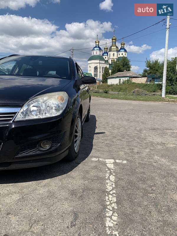 Універсал Opel Astra 2007 в Новоархангельську