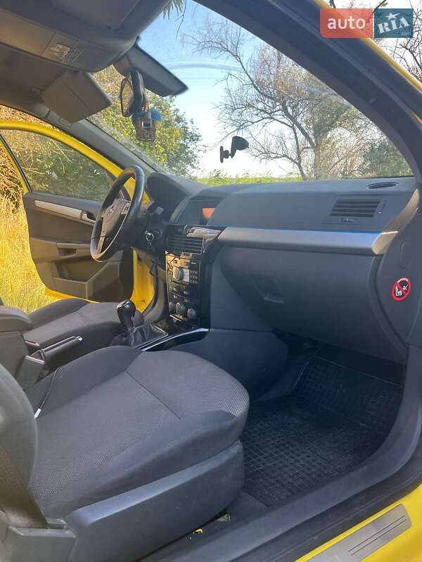 Универсал Opel Astra 2010 в Николаеве