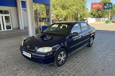 Седан Opel Astra 2006 в Николаеве