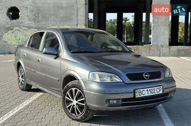 Седан Opel Astra 2008 в Тернополі