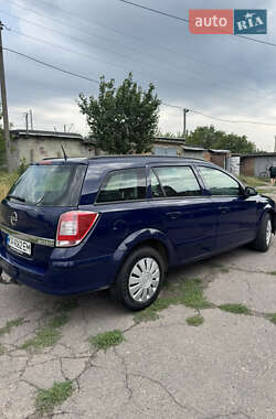 Універсал Opel Astra 2006 в Олександрії