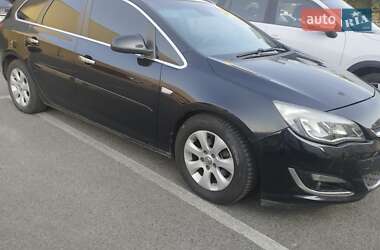 Универсал Opel Astra 2013 в Киеве