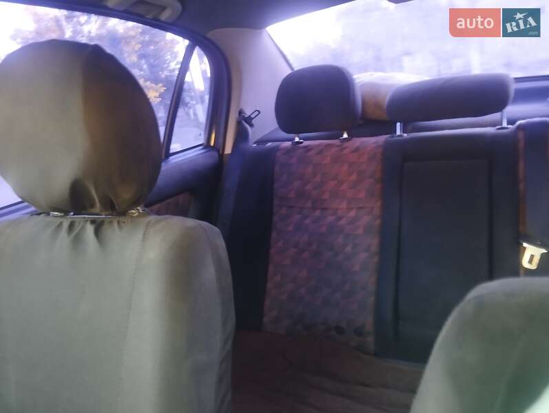 Седан Opel Astra 2006 в Білгороді-Дністровському фото 3 Седан Opel Astra 2006 в Білгороді-Дністровському