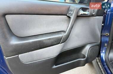 Универсал Opel Astra 2004 в 