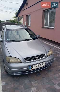 Универсал Opel Astra 2004 в Ровно