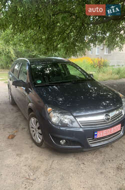 Універсал Opel Astra 2009 в Лубнах