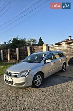 Універсал Opel Astra 2005 в Харкові