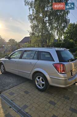 Универсал Opel Astra 2005 в 