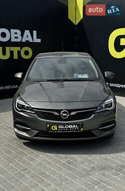 Хэтчбек Opel Astra 2019 в Львове