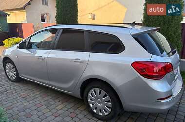 Универсал Opel Astra 2013 в 
