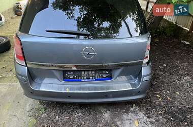 Универсал Opel Astra 2005 в 
