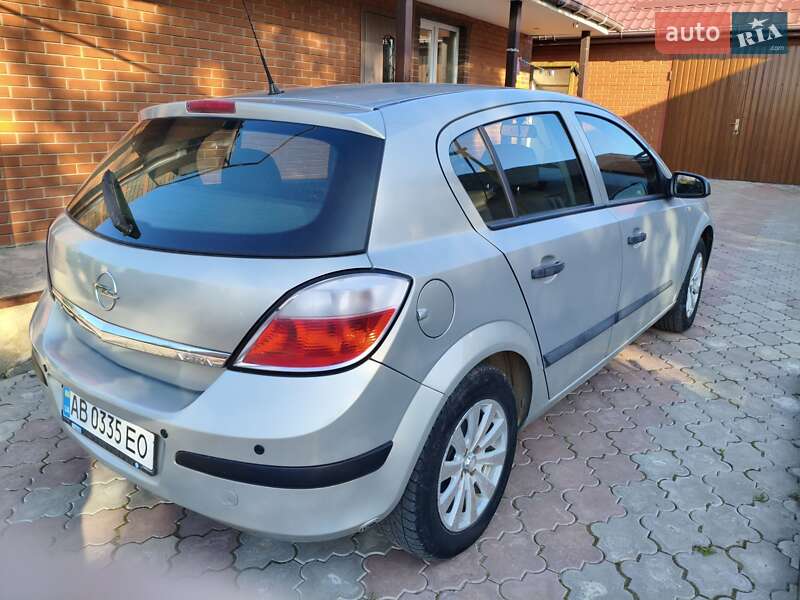 Хетчбек Opel Astra 2006 в Жмеринці