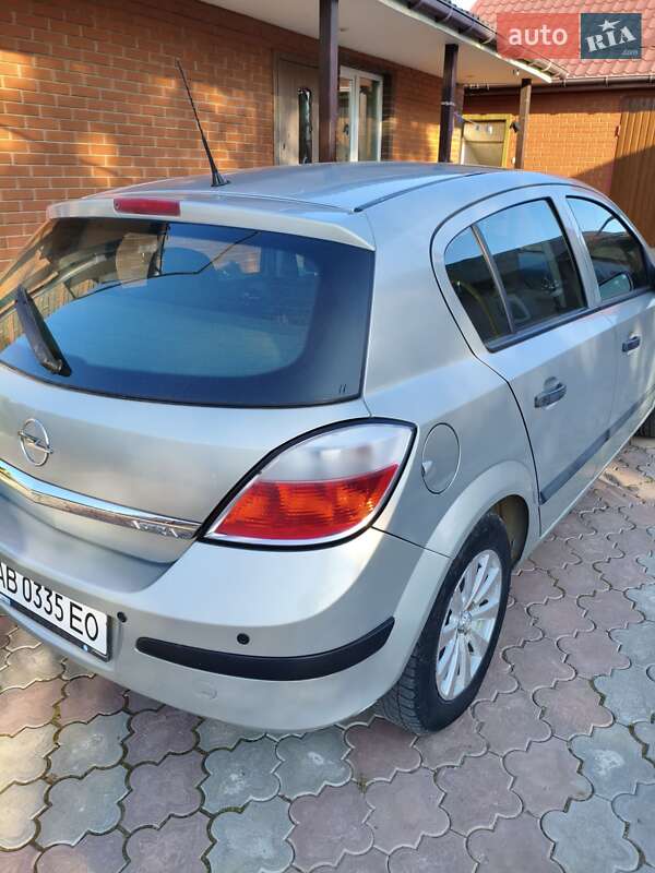 Хетчбек Opel Astra 2006 в Жмеринці