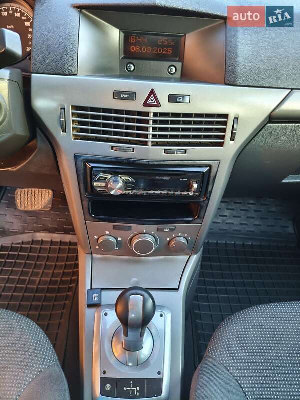 Хетчбек Opel Astra 2006 в Жмеринці