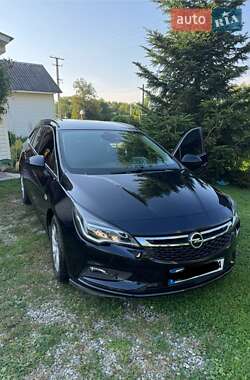 Універсал Opel Astra 2019 в Івано-Франківську