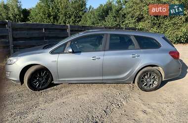 Универсал Opel Astra 2011 в 