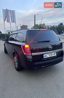 Универсал Opel Astra 2009 в 