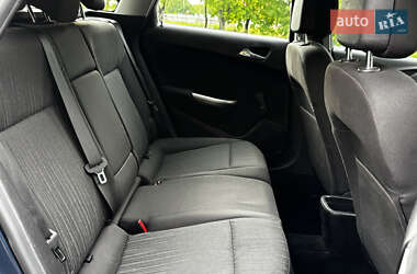 Универсал Opel Astra 2010 в 