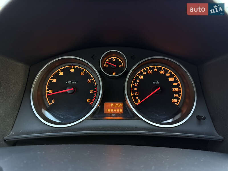 Универсал Opel Astra 2008 в Харькове