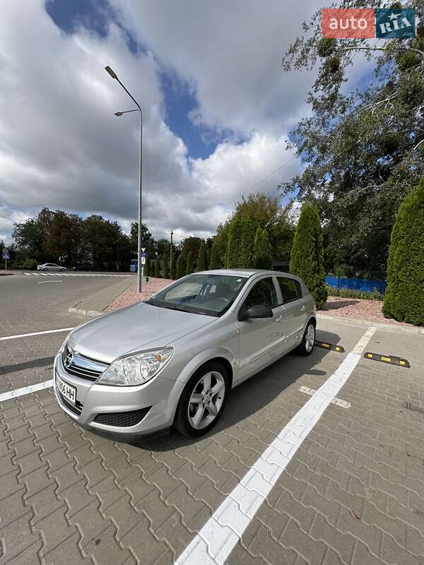 Opel Astra 2007
