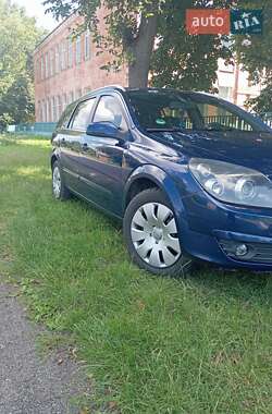 Универсал Opel Astra 2004 в Христиновке