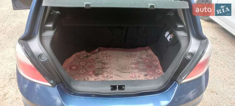 Хетчбек Opel Astra 2005 в Чернігові