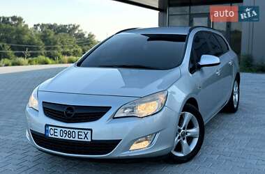 Универсал Opel Astra 2012 в 