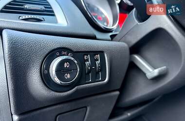 Универсал Opel Astra 2012 в 