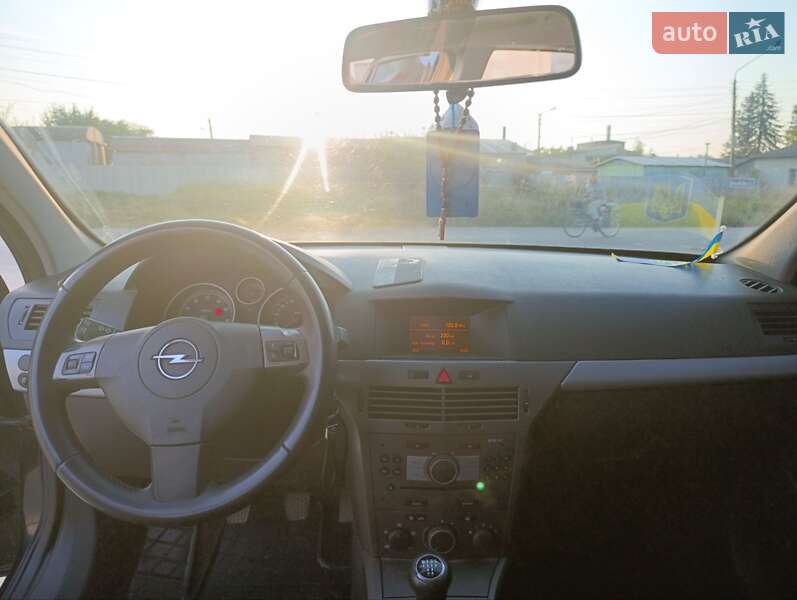 Універсал Opel Astra 2006 в Дрогобичі фото 2 Універсал Opel Astra 2006 в Дрогобичі