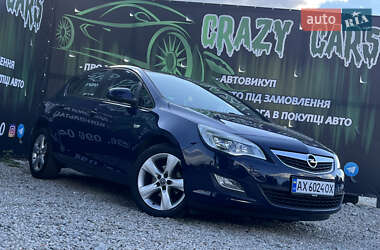 Хэтчбек Opel Astra 2010 в 