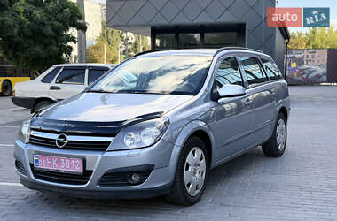 Універсал Opel Astra 2007 в Полтаві