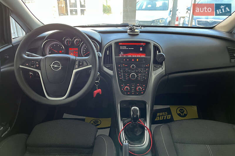 Универсал Opel Astra 2015 в Шептицькому