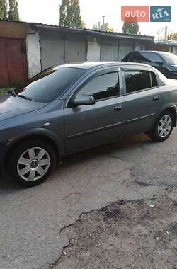 Седан Opel Astra 2006 в Харькове