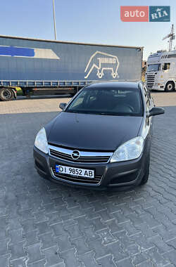 Універсал Opel Astra 2009 в Луцьку
