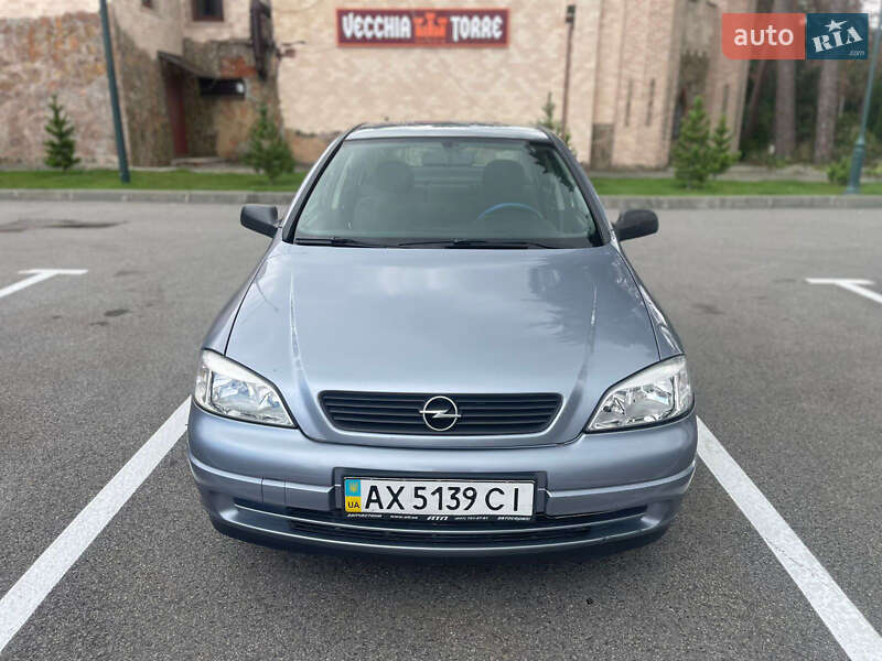 Седан Opel Astra 2007 в Харькове