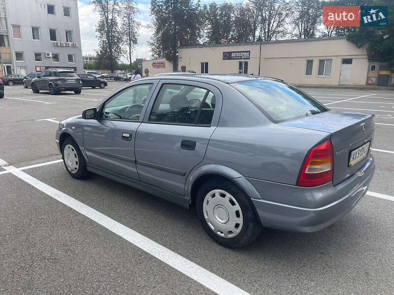 Седан Opel Astra 2007 в Харькове