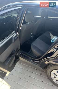 Седан Opel Astra 2003 в 