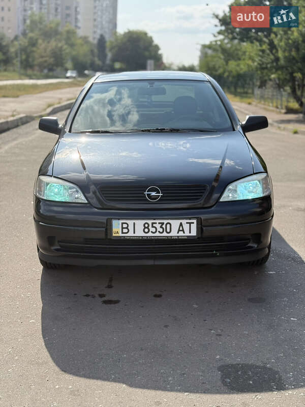 Седан Opel Astra 2007 в 