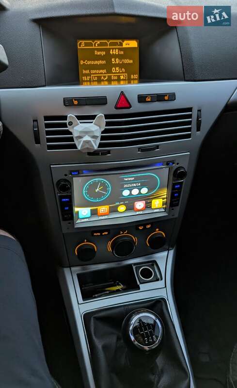 Универсал Opel Astra 2010 в Киеве
