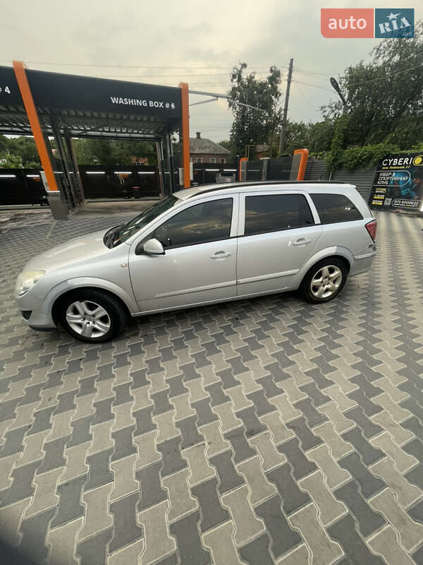 Универсал Opel Astra 2008 в Харькове