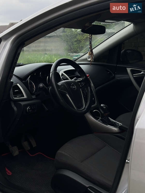 Універсал Opel Astra 2011 в Івано-Франківську фото 11 Універсал Opel Astra 2011 в Івано-Франківську