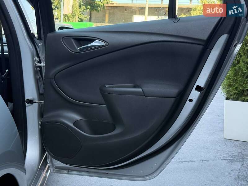 Універсал Opel Astra 2018 в Рівному фото 41 Універсал Opel Astra 2018 в Рівному