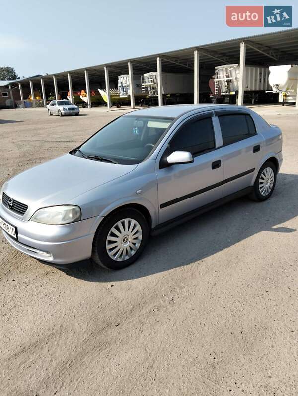 Opel Astra 2001