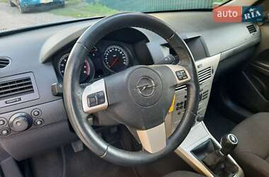 Седан Opel Astra 2008 в 